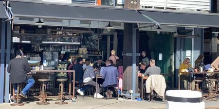 Bar Cycle Exterior